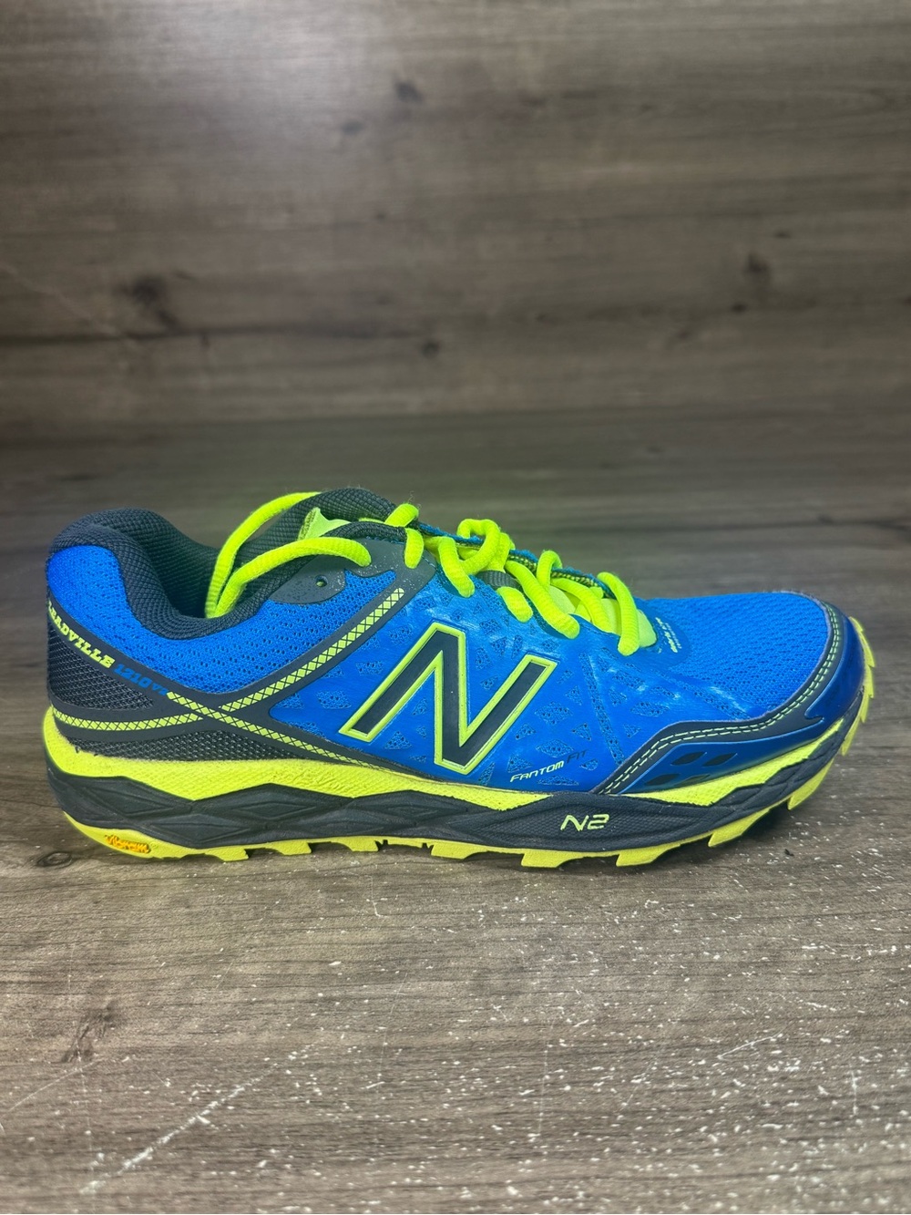 New Balance Leadville 1210v2 Womens 7.5 Trail Running Shoes Vibram WT1210B2 Blue